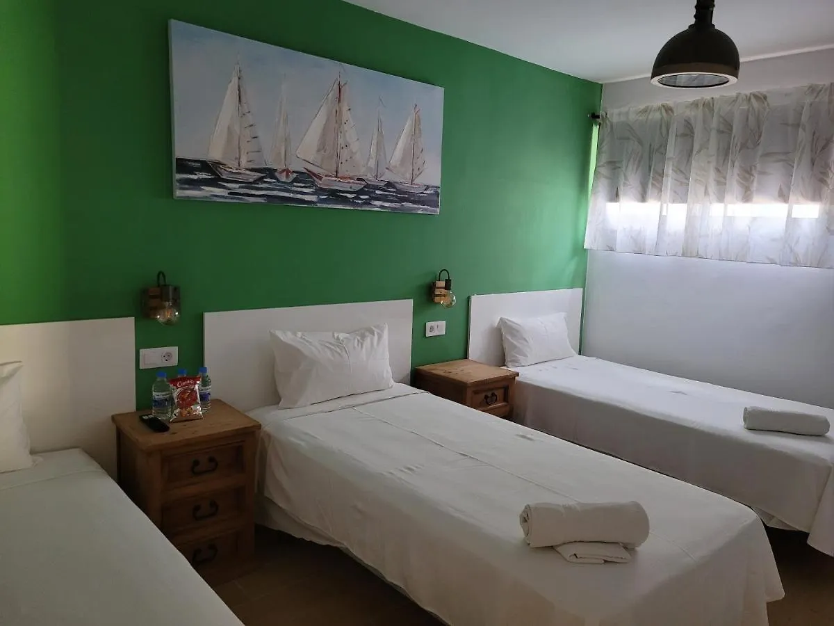 Chabela'S Hostel Lajita Bed & Breakfast