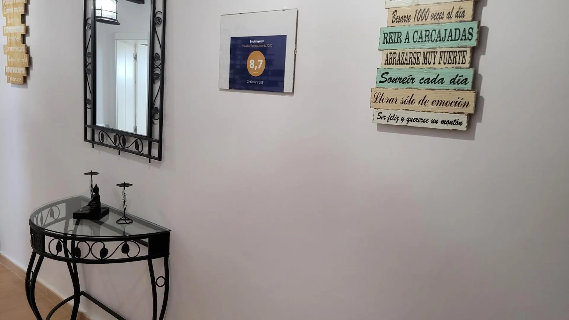 Chabela'S Hostel Lajita Bed & Breakfast