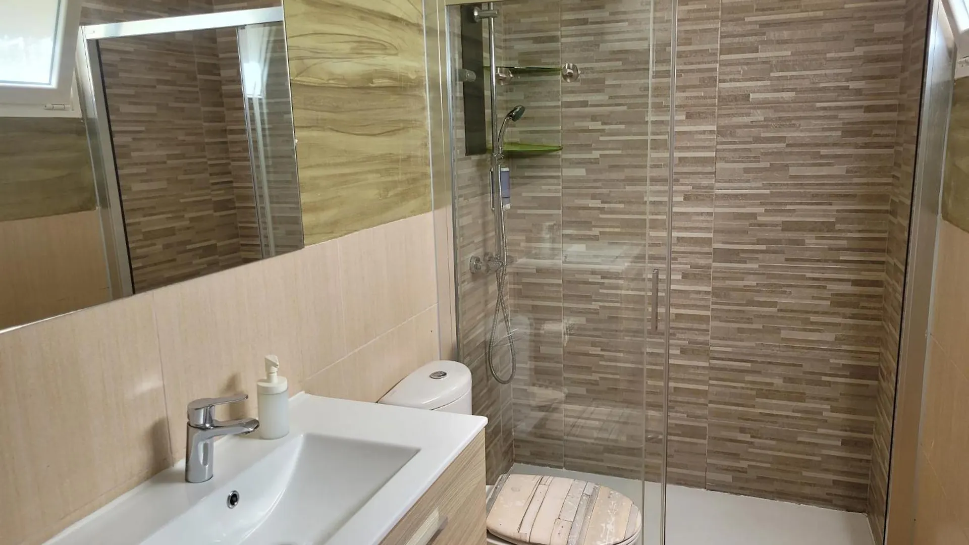 ** Bed & Breakfast Chabela'S Hostel Lajita Spanien
